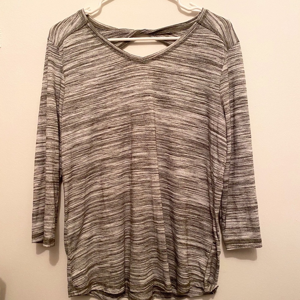 3/4 Length Sleeve Active Shirt